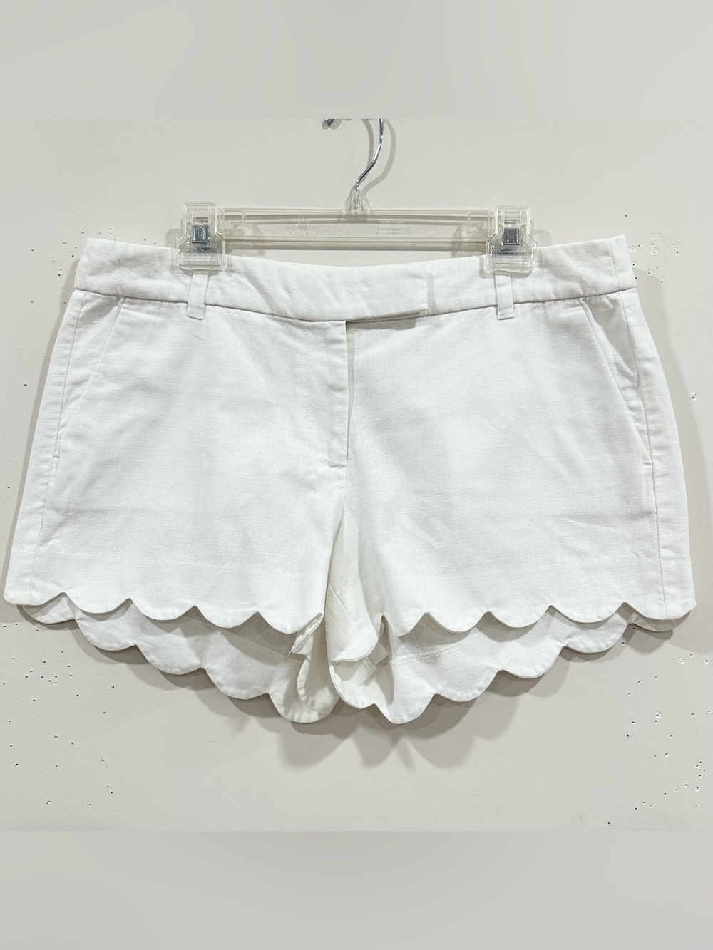 J Crew Women’s Linen Cotton Shorts Scalloped Hem White Pockets Sz 12 Resort